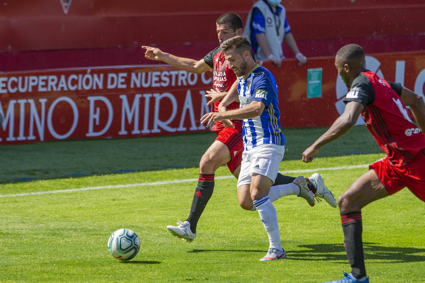 El equipo de Jon Pérez Bolo vuelve a sumar tres puntos en Segunda División.