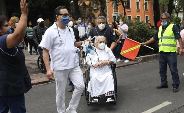 Un hospital del estado de Oaxaca dedicado a la atención de pacientes de la Covid-19 sufrió daños «estructurales» y se tuvo que desalojar.