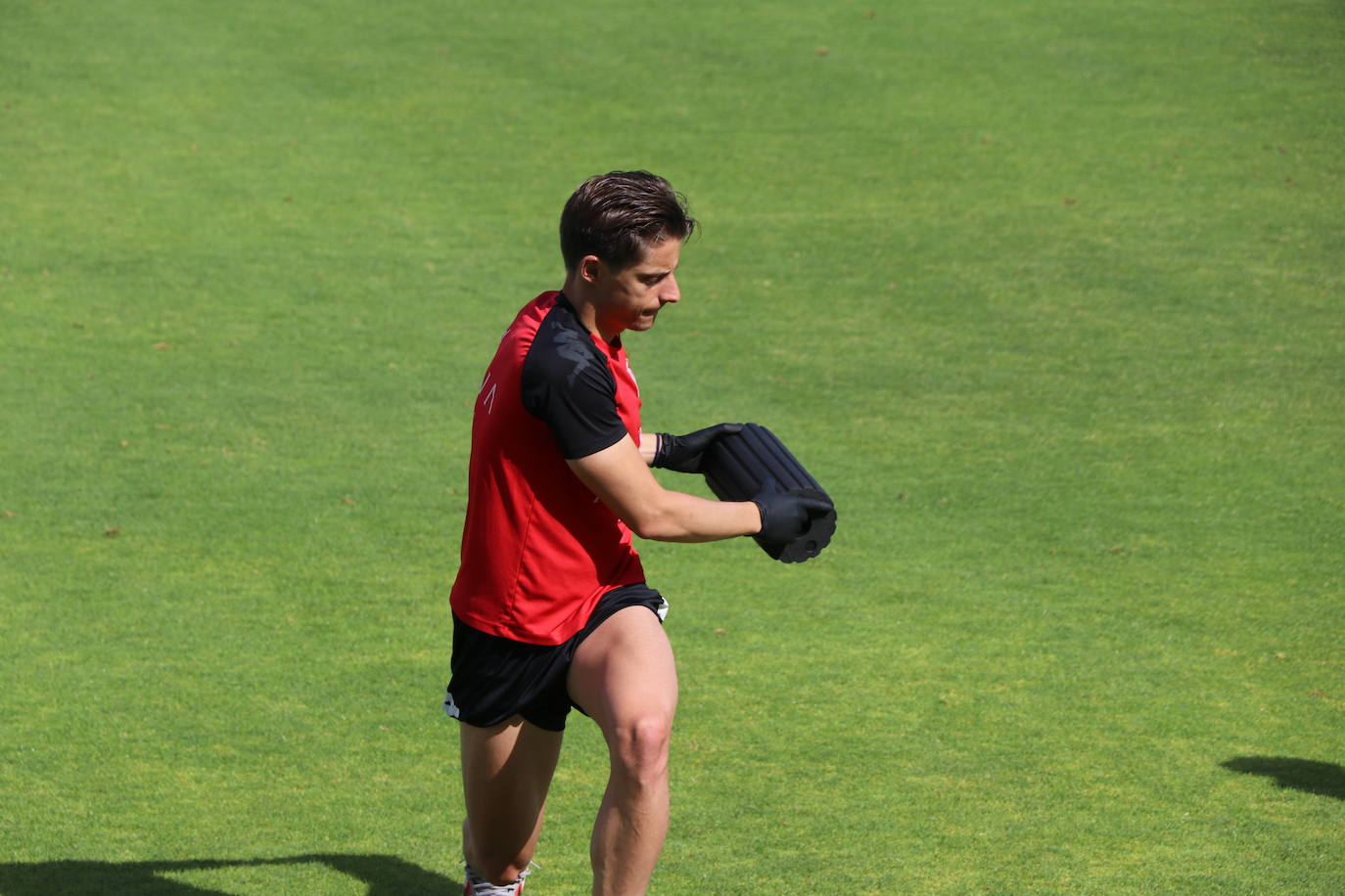 El equipo mantiene la vista puesta en el playoff exprés de julio.