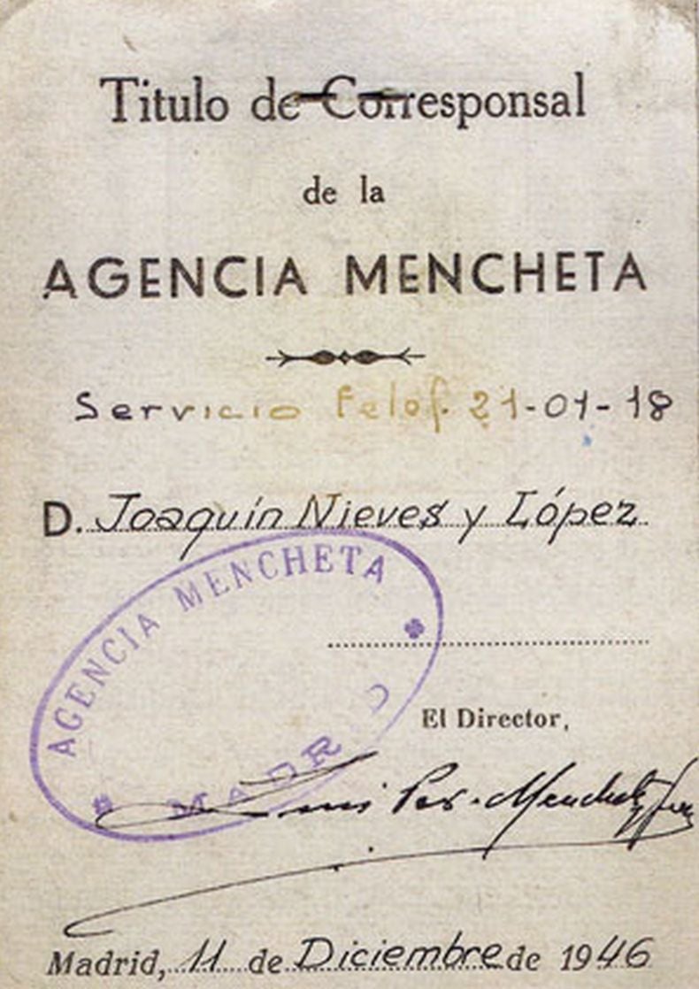 Joaquín Nieves fue corresponsal de los periódicos deportivos Gol de Madrid, Meta de Vigo e Imán de A Coruña, además del periódico portugués Mundo Deportivo, 'El Caso' y Marca, trabajó en 'Proa' y hasta el último día defendió el periodismo en estado puro. 
