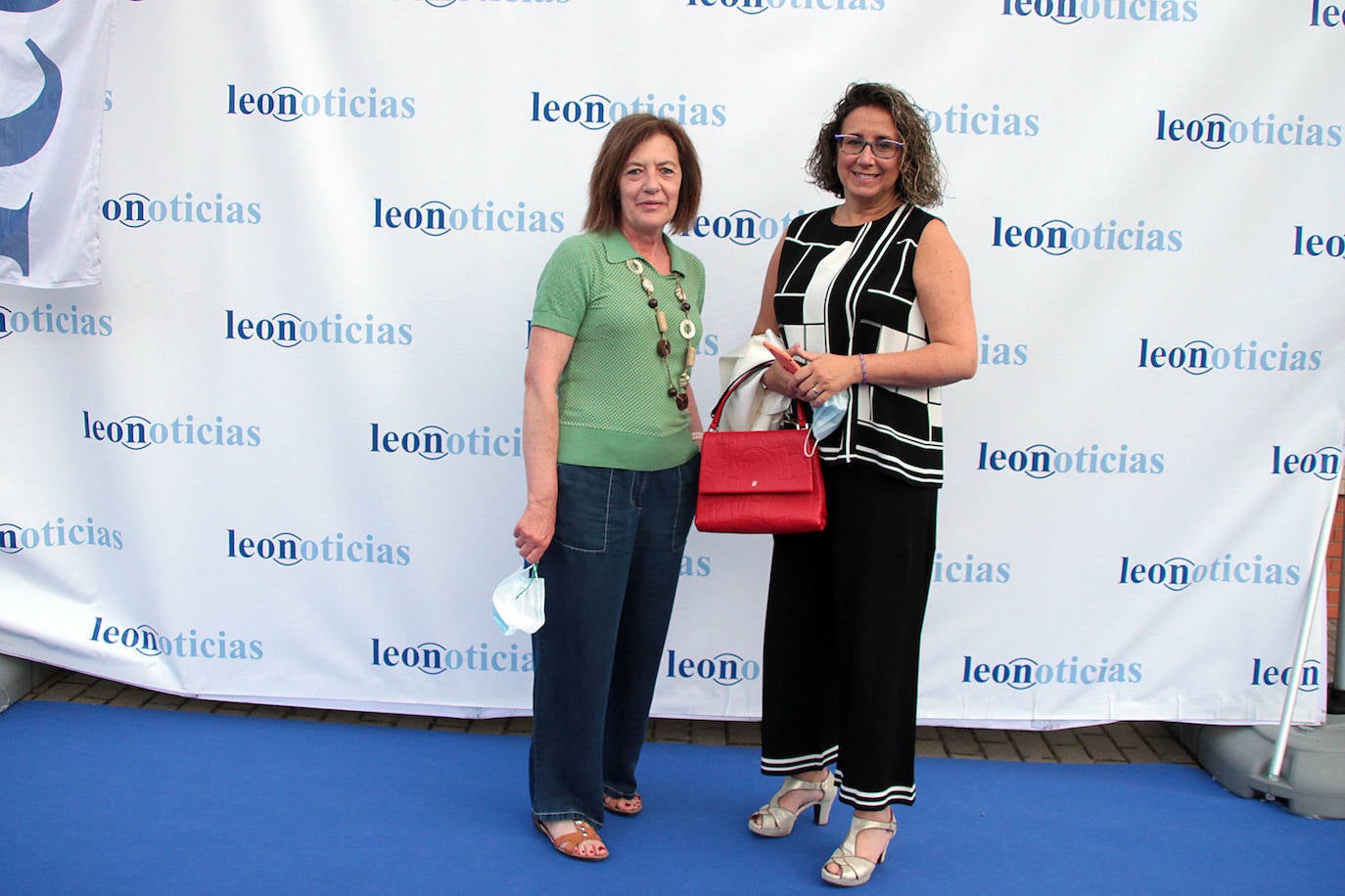 Leonoticias entrega 25 'Leones Alados' a quienes «han participado en una lucha sin descanso» contra el COVID-19 | El diario digital celebra el evento 'León con fuerza frente al COVID-19' para reconocer la labor de diferentes entidades durante la pandemia del coronavirus. 