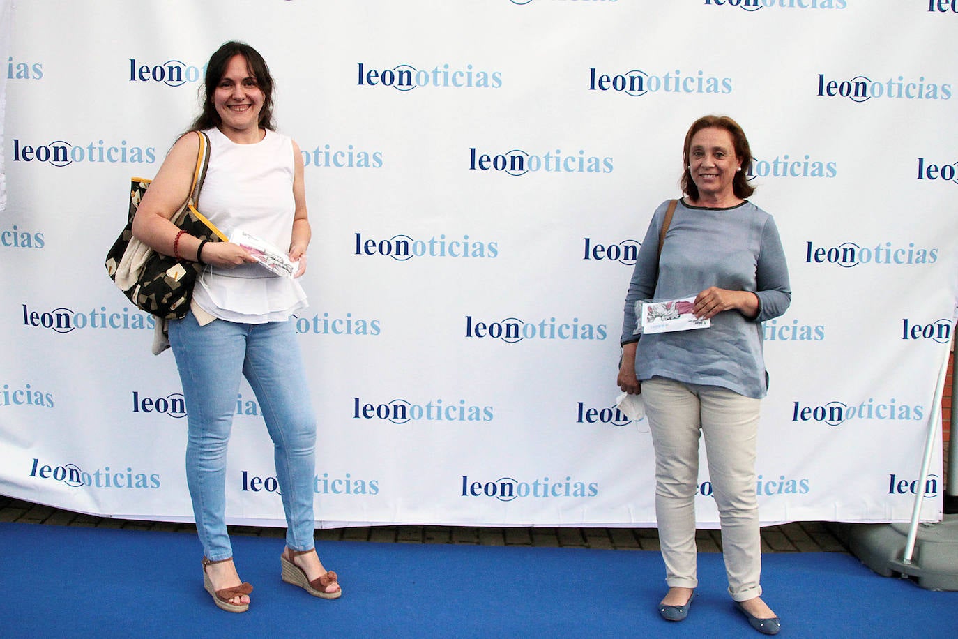 Leonoticias entrega 25 'Leones Alados' a quienes «han participado en una lucha sin descanso» contra el COVID-19 | El diario digital celebra el evento 'León con fuerza frente al COVID-19' para reconocer la labor de diferentes entidades durante la pandemia del coronavirus. 