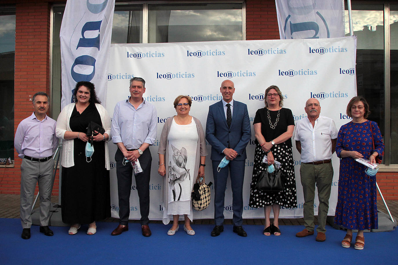 Leonoticias entrega 25 'Leones Alados' a quienes «han participado en una lucha sin descanso» contra el COVID-19 | El diario digital celebra el evento 'León con fuerza frente al COVID-19' para reconocer la labor de diferentes entidades durante la pandemia del coronavirus. 