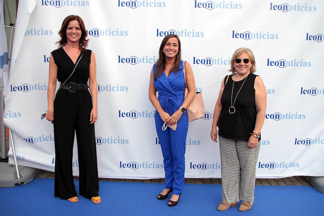 Leonoticias entrega 25 'Leones Alados' a quienes «han participado en una lucha sin descanso» contra el COVID-19 | El diario digital celebra el evento 'León con fuerza frente al COVID-19' para reconocer la labor de diferentes entidades durante la pandemia del coronavirus. 