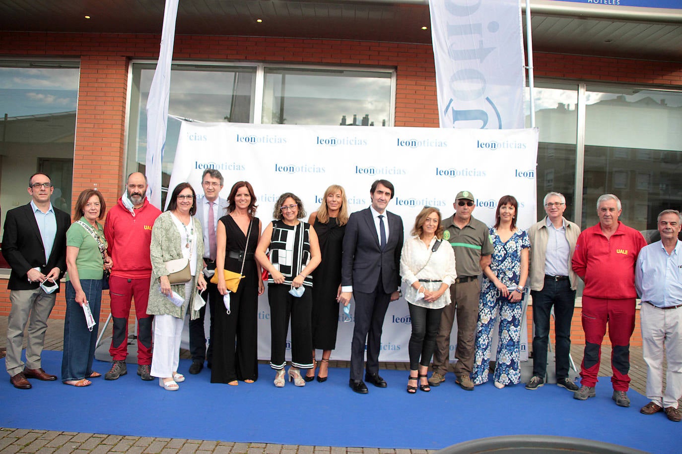 Leonoticias entrega 25 'Leones Alados' a quienes «han participado en una lucha sin descanso» contra el COVID-19 | El diario digital celebra el evento 'León con fuerza frente al COVID-19' para reconocer la labor de diferentes entidades durante la pandemia del coronavirus. 