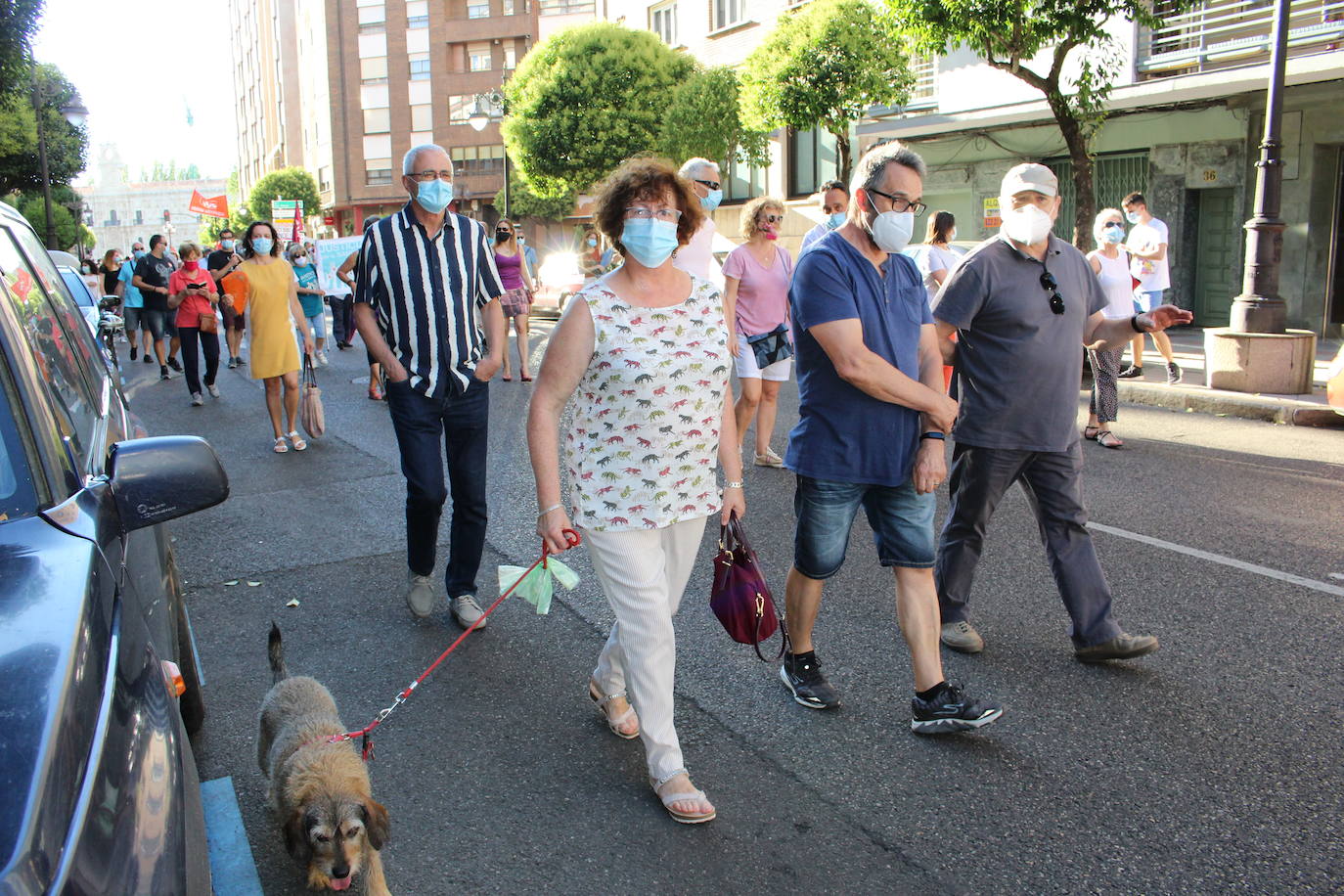 Fotos: León sale a la calle para luchar por el sistema público de salud