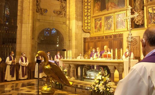 Acto en la Catedral de León.