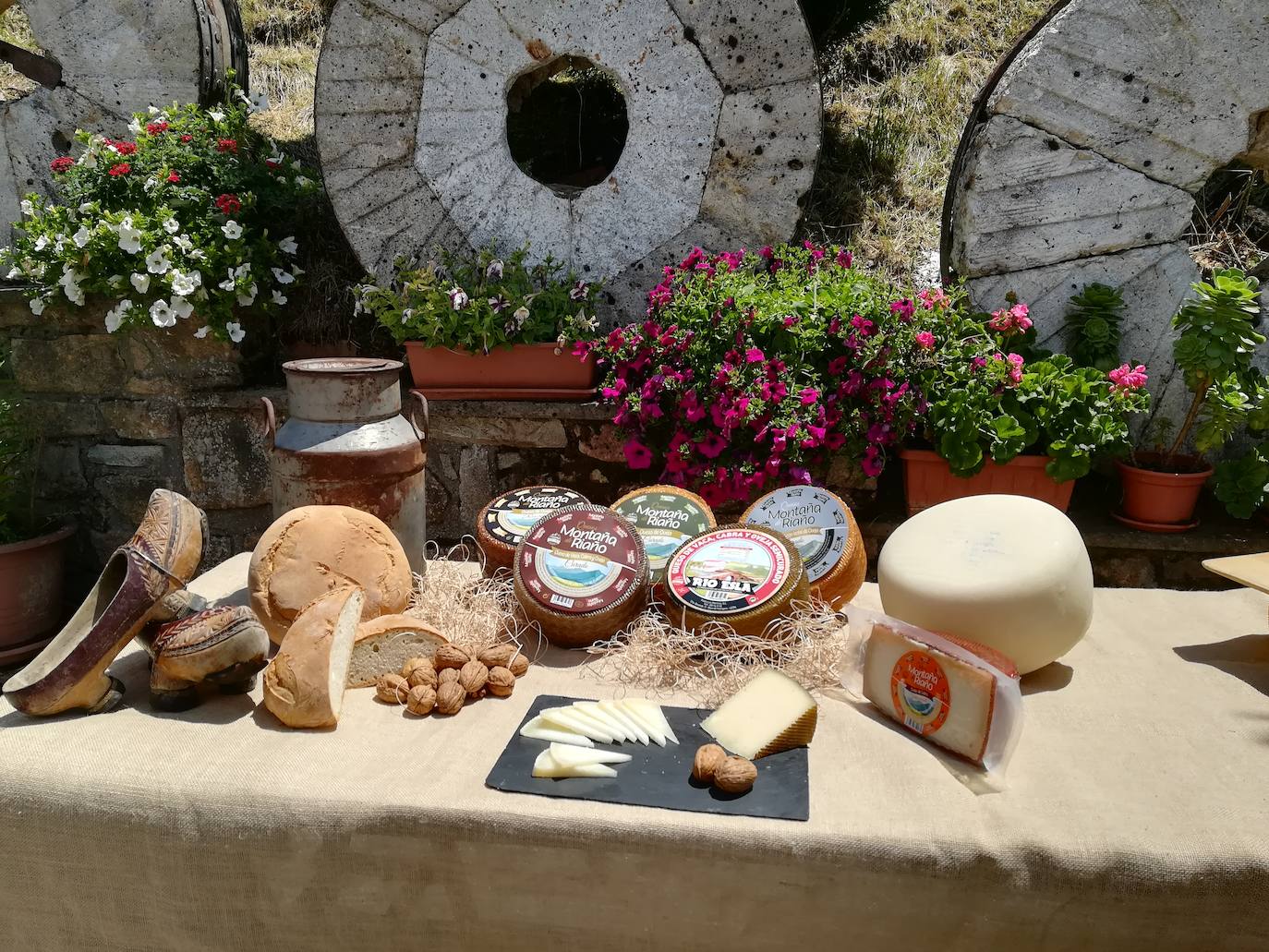 Quesos de Piedra Los Mártires. 