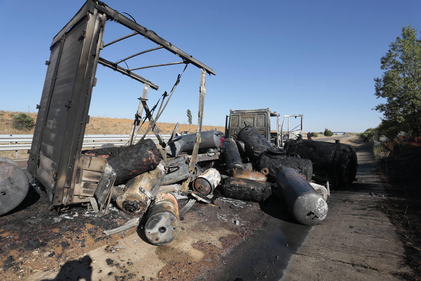 El suceso se ha producido en la tarde de este martes y hasta allí han tenido que acudir las fuerzas de seguridad para redirigir la situación.