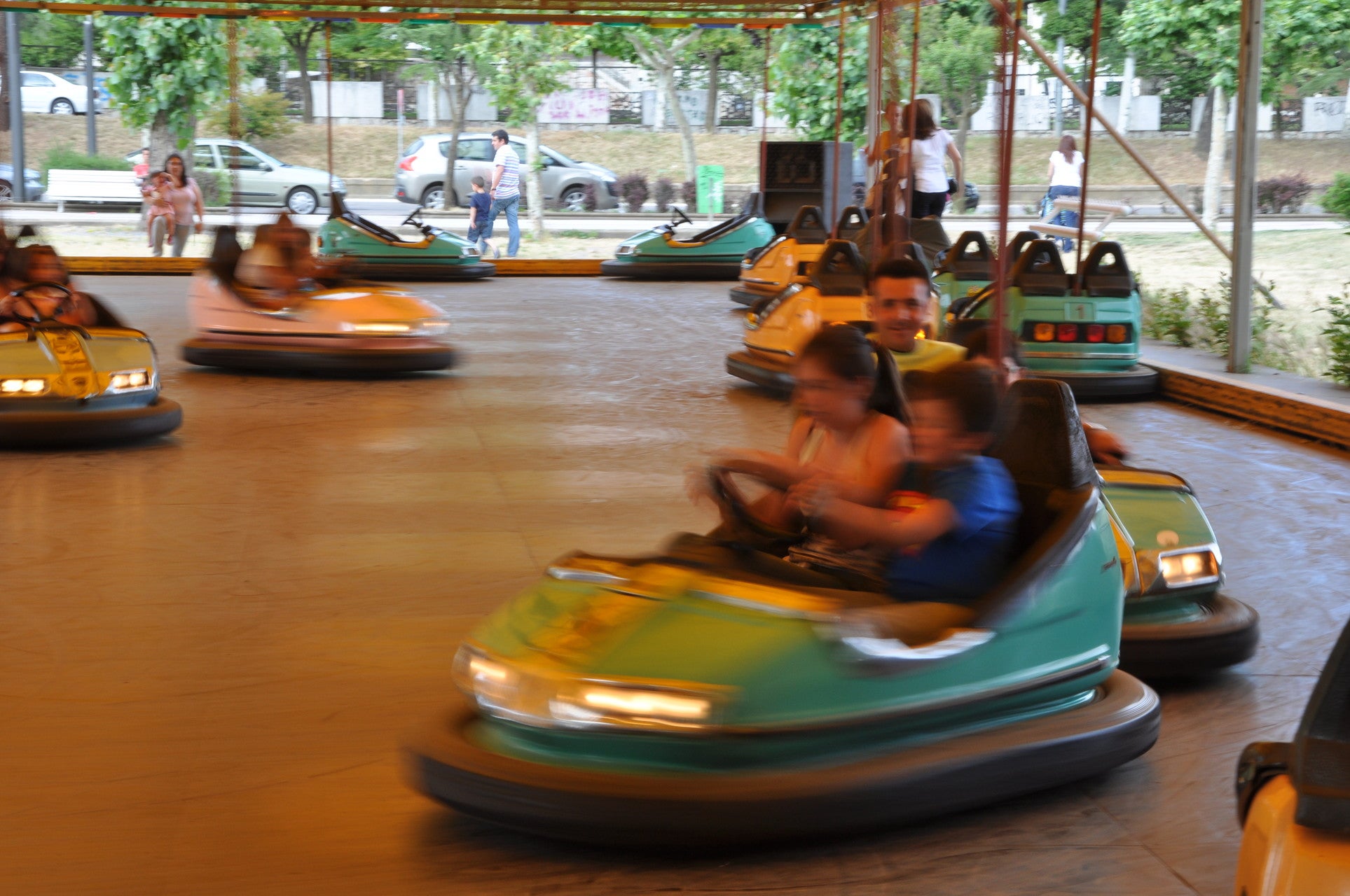 Fotos: Recuerdos y momentos de los coches de choque de Papalaguinda