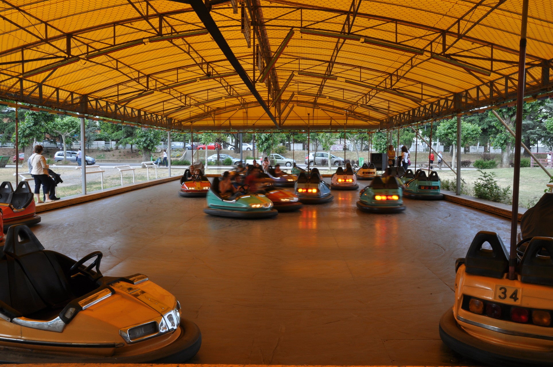 Fotos: Recuerdos y momentos de los coches de choque de Papalaguinda