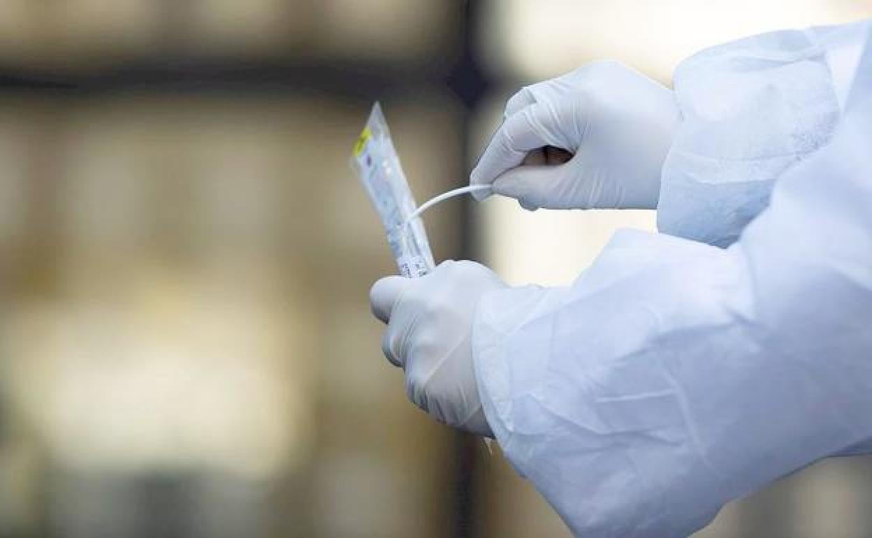 Prueba en la provincia de León para detectar coronavirus.