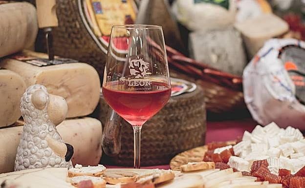 Imagen de un rosado DO León.