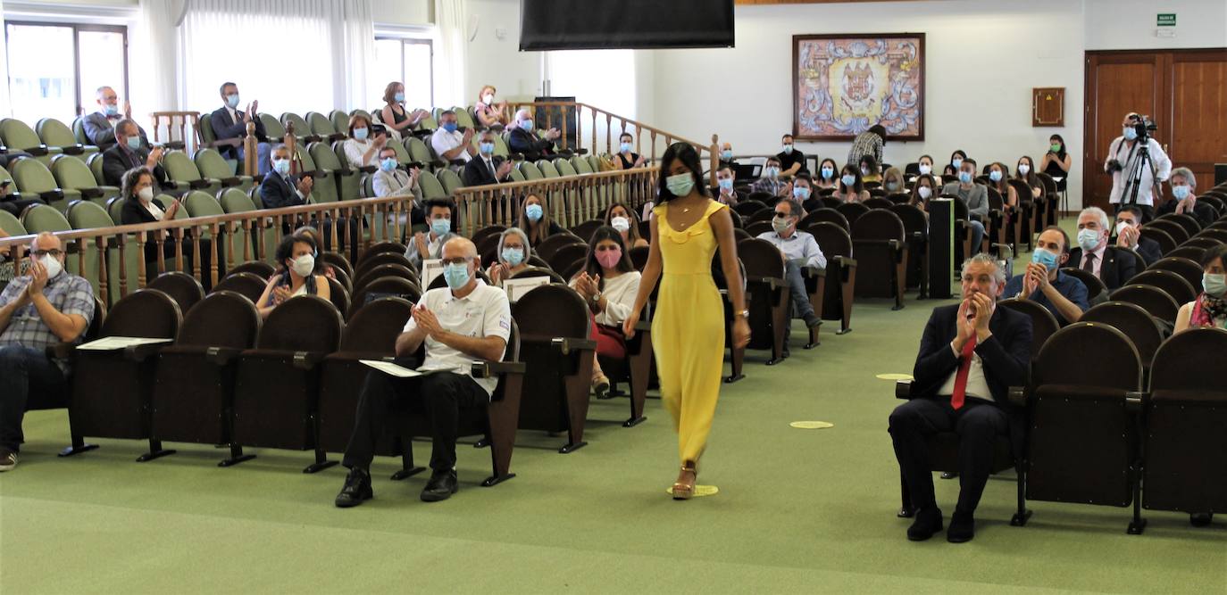 Fotos: El Aula Magna acoge el primer acto académico de la ‘nueva normalidad’