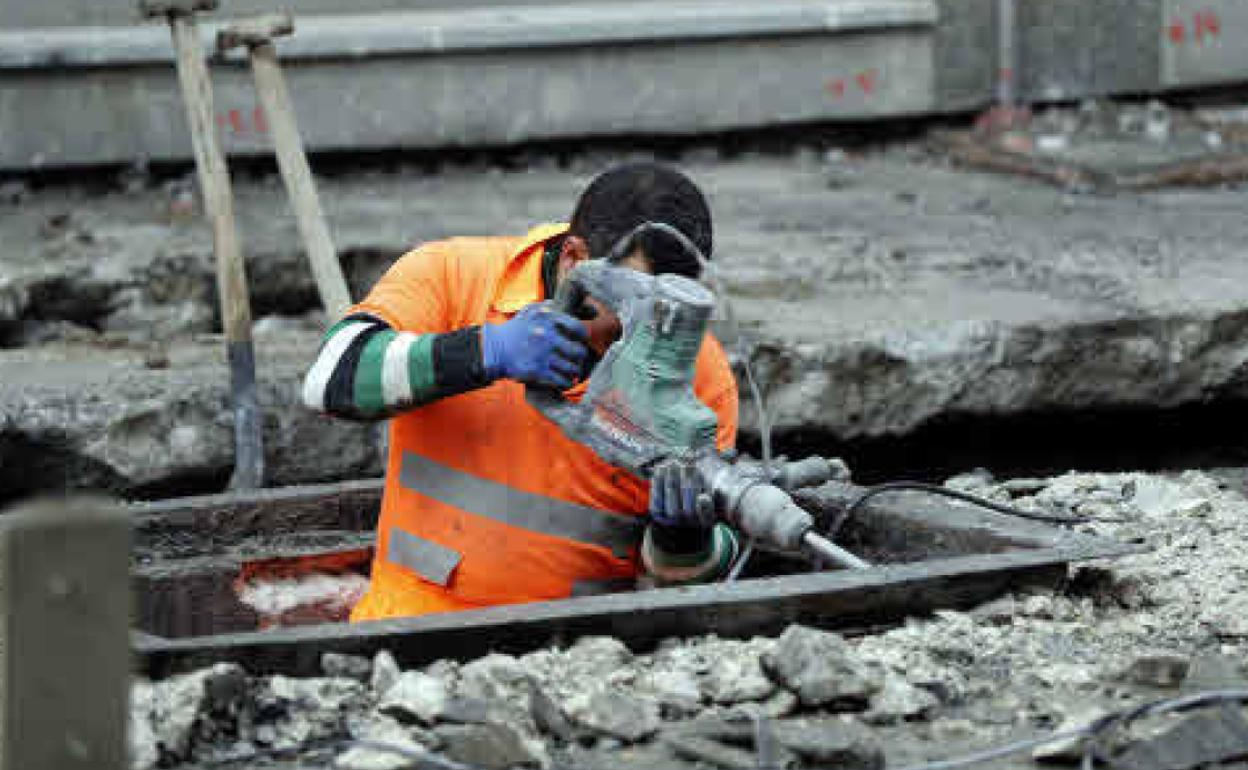 La pandemia castiga con más virulencia a los trabajadores extranjeros