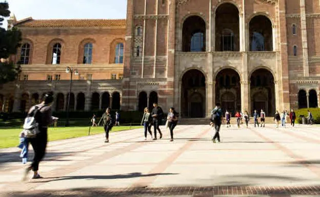 Campus de la Universidad de California en Los Ángeles (UCLA)