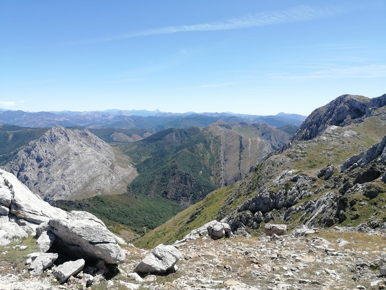 Fotos: De ruta por León: Peña Valdorria