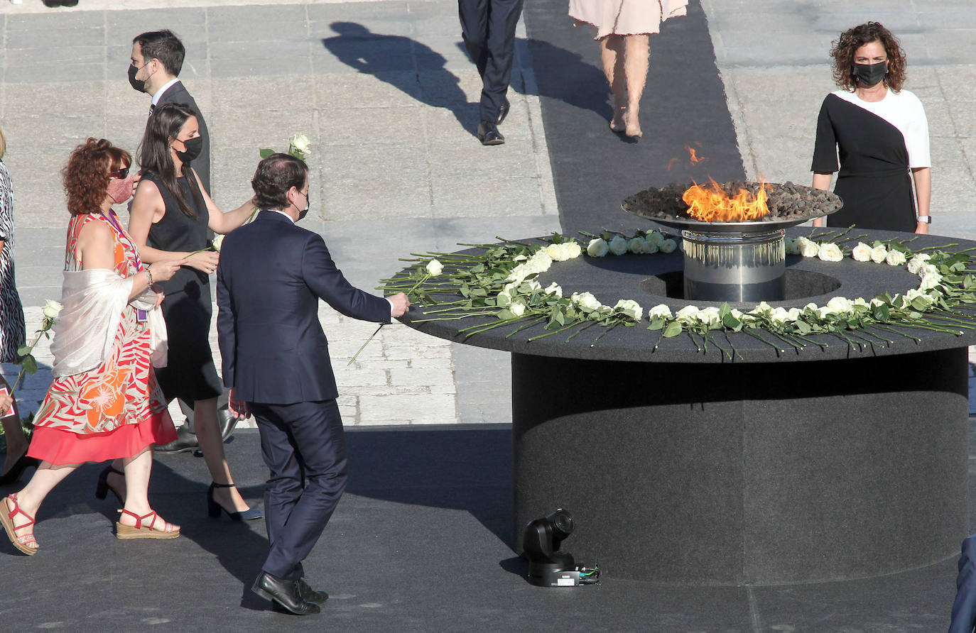 Homenaje de Estado a las víctimas de la Covid-19. Han tomado la palabra Felipe VI, una sanitaria y el hermano del periodista José María Calleja, fallecido por el coronavirus. 