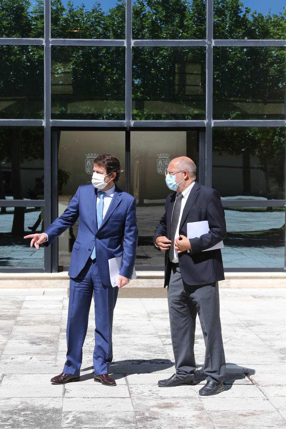 El presidente de la Junta de Castilla y León, Alfonso Fernández Mañueco, y el vicepresidente y consejero de Transparencia, Ordenación del Territorio y Acción Exterior, Francisco Igea, presentan el balance del primer año de legislatura.