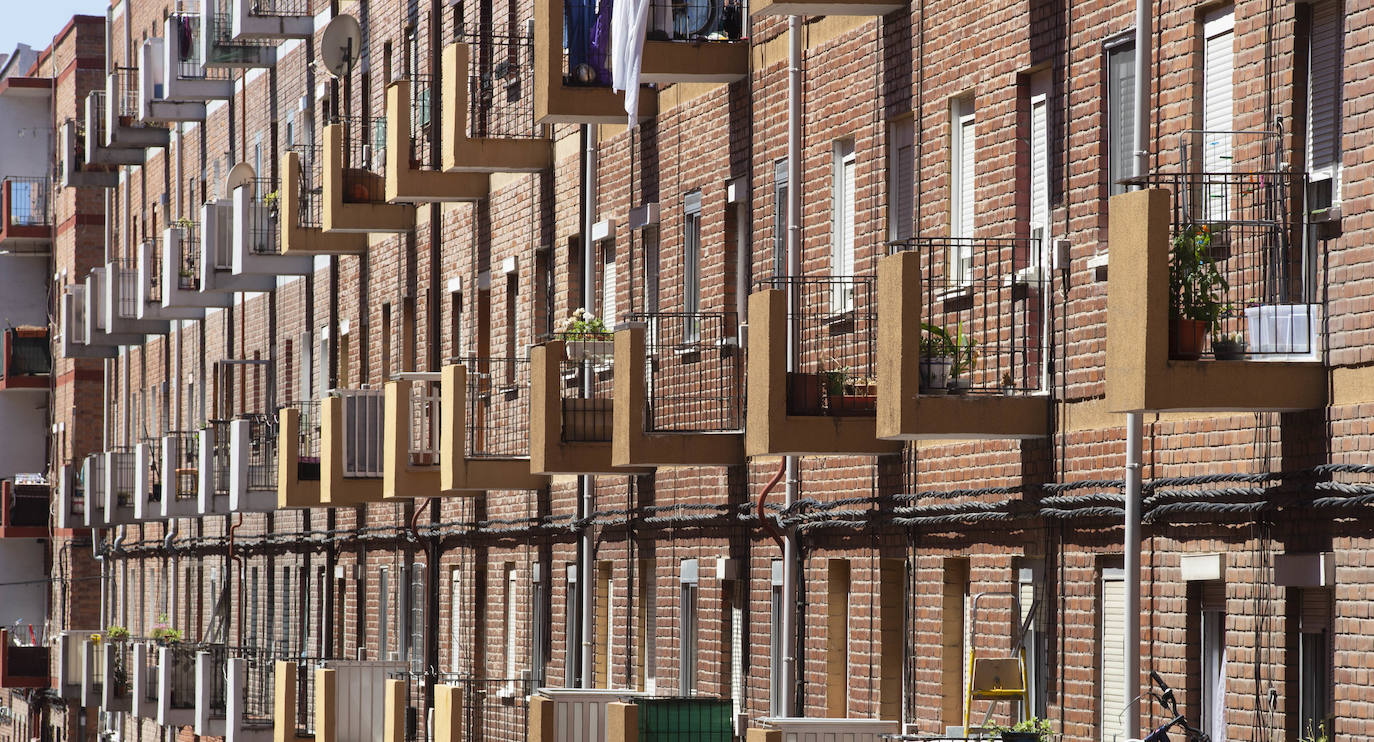 Fotos: Viviendas ocupadas en el barrio de las Delicias de Valladolid