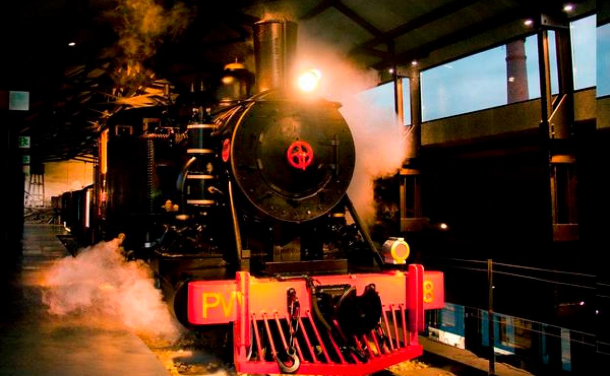 Locomotora 8 del antiguo tren minero entre Ponferrada y Villablino.