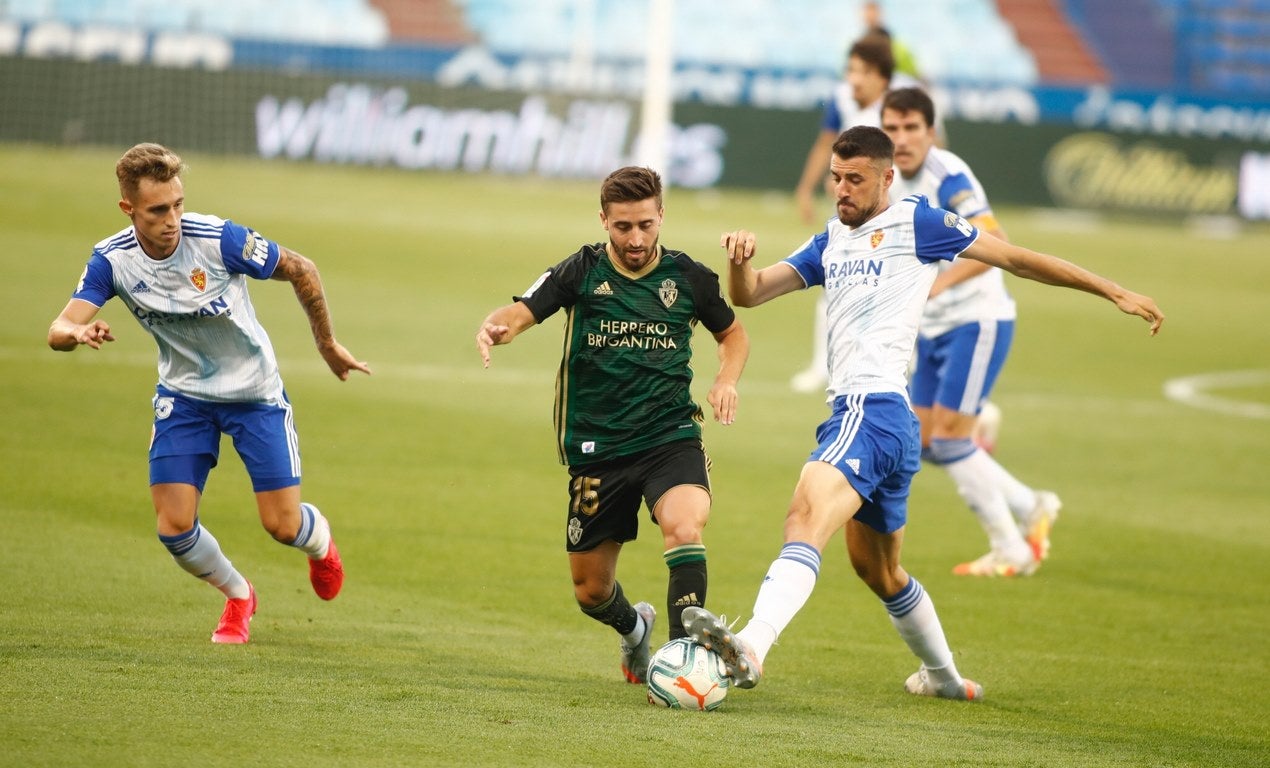 Un lance del partido disputado este lunes.