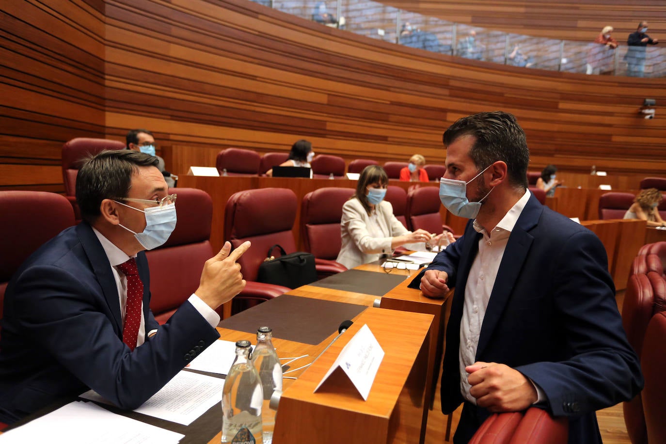 Fotos: Pleno en las Cortes de Castilla y León