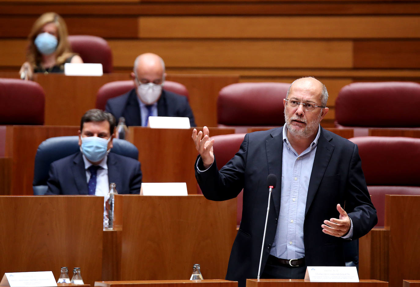 Fotos: Pleno en las Cortes de Castilla y León