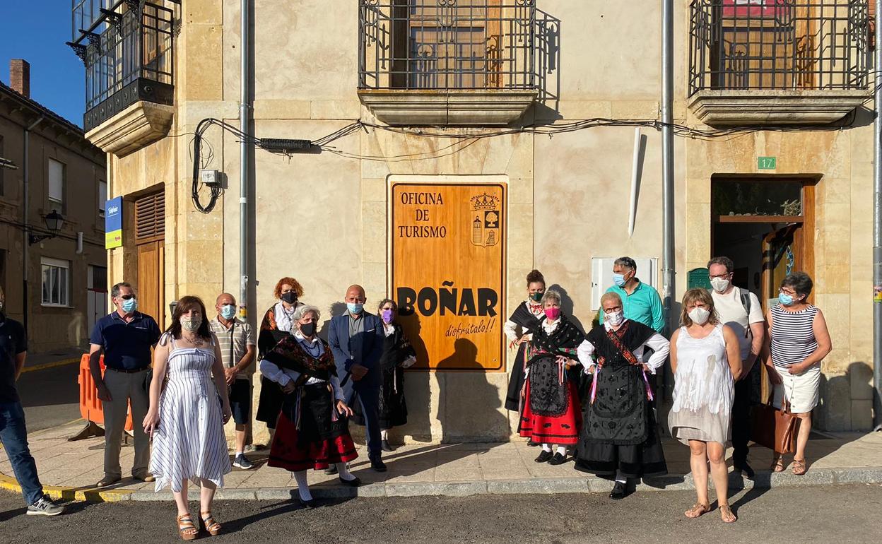 Inauguración de la Oficina de Turismo de Boñar