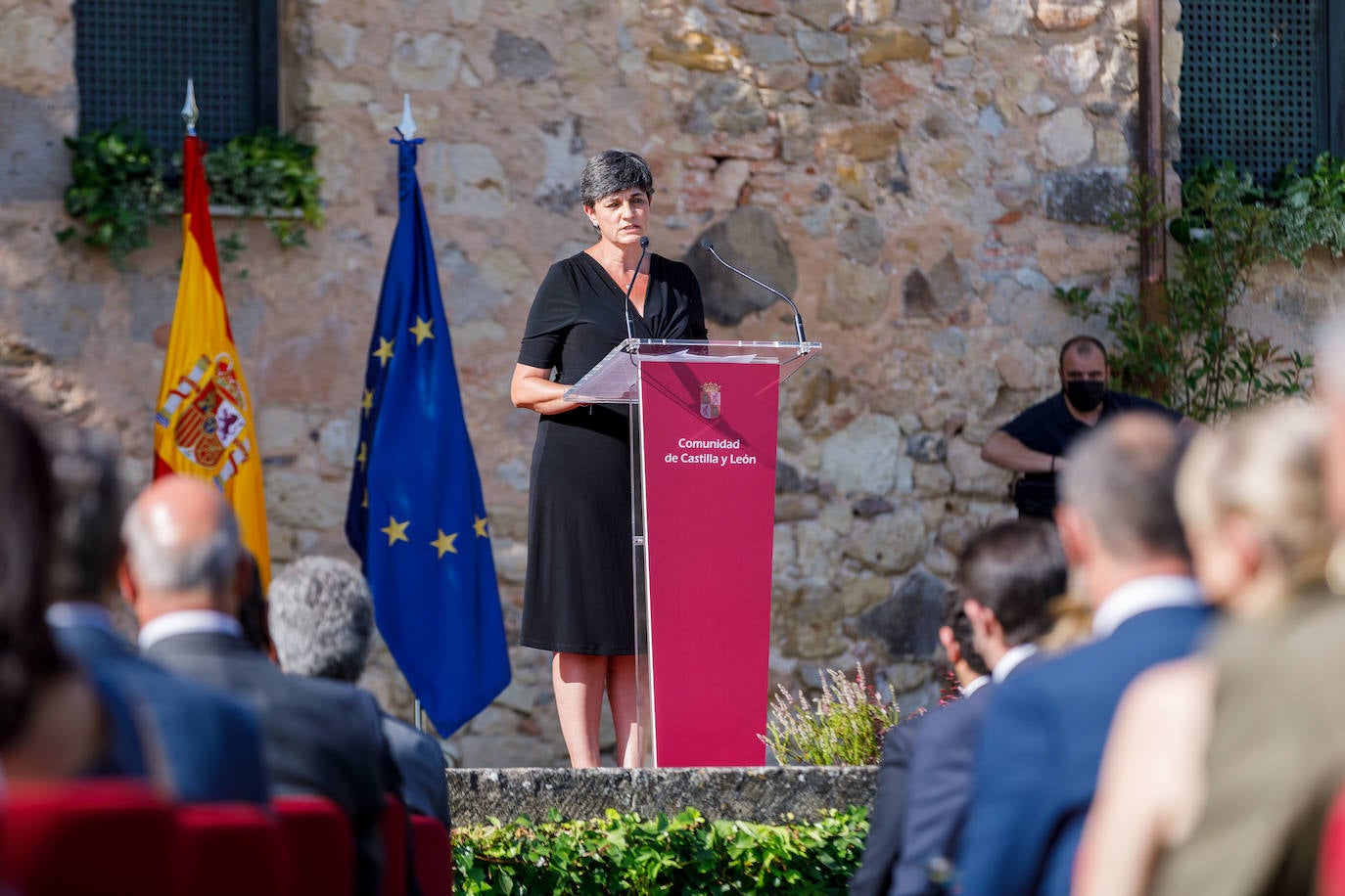 Fotos: Homenaje institucional de la Junta a las víctimas de la covid-19