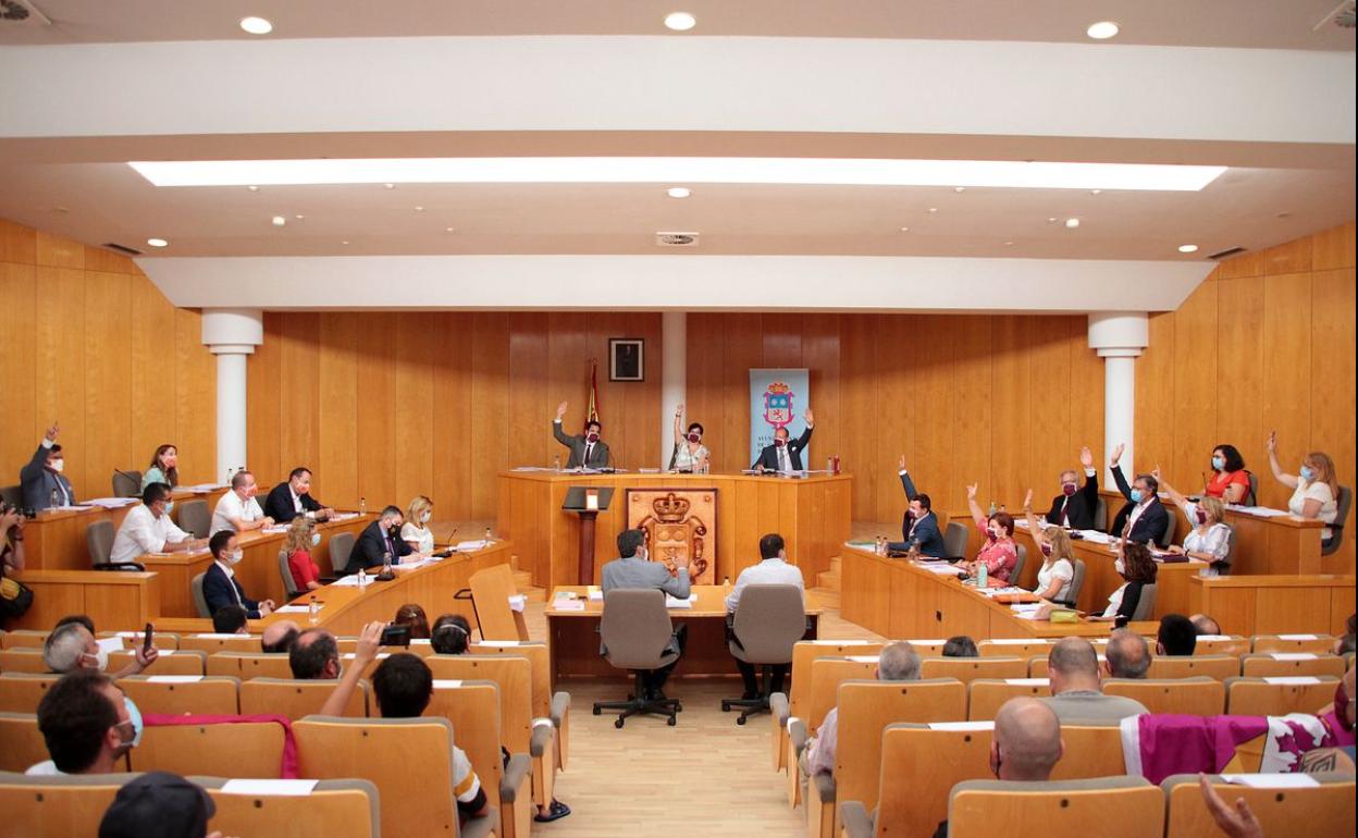 Votación en el Pleno de San Andrés. 