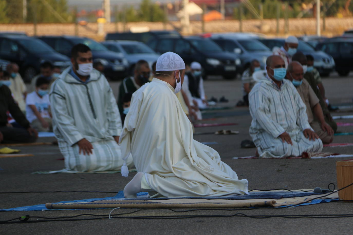 La Comunidad Musulmana de León se une en el día grande de esta religión para celebrar la Fiesta del Sacrificio del Cordero.