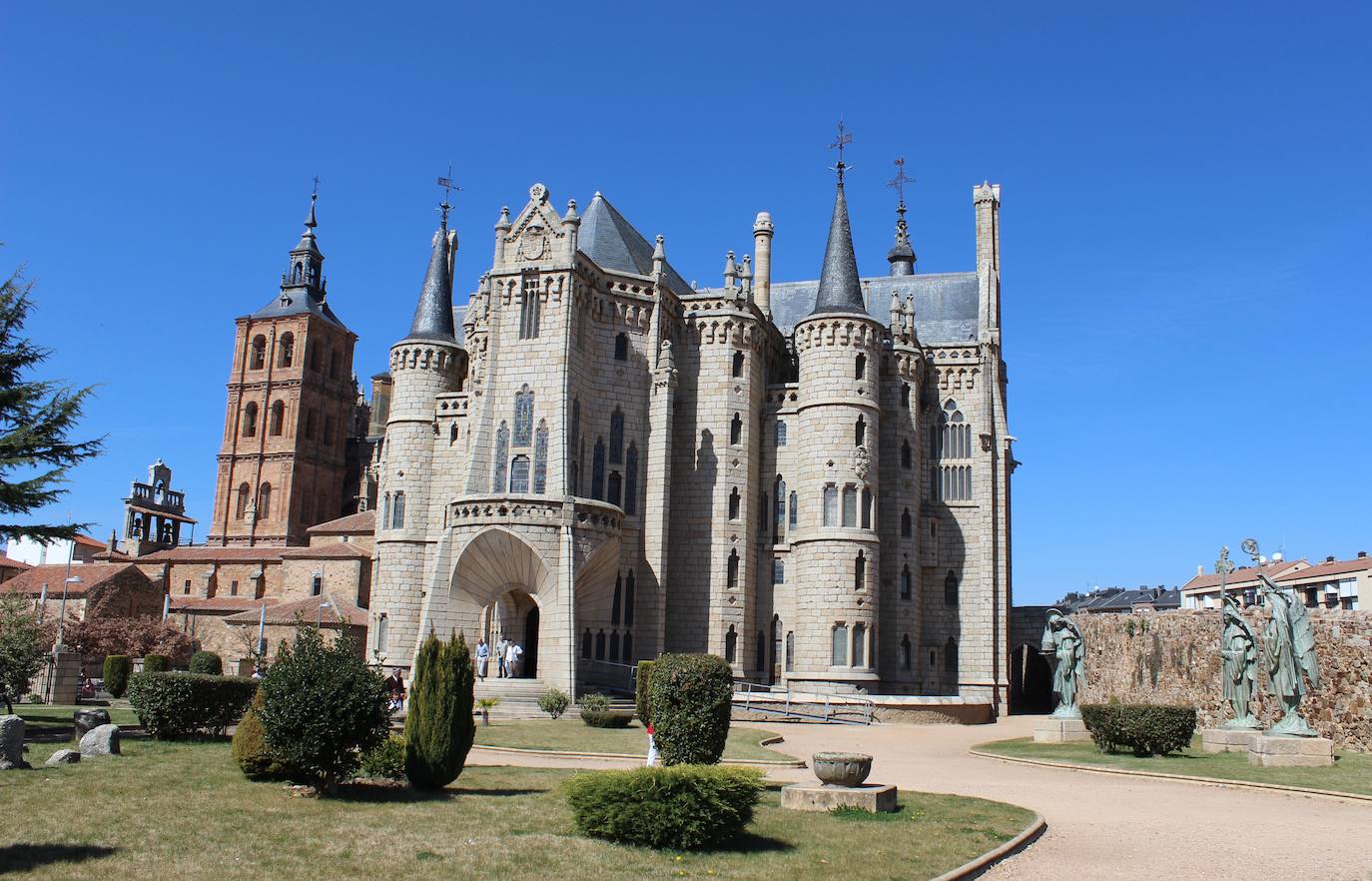 El Consorcio Provincial de Turismo y Leonoticias realizan un recorrido por tierras maragatas donde se juntan la cultura, el ocio y la gastronomía