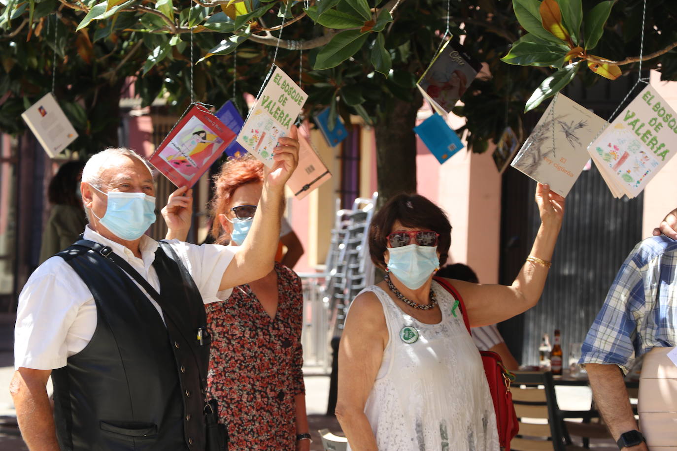 La iniciativa busca fomentar la lectura en papel. 