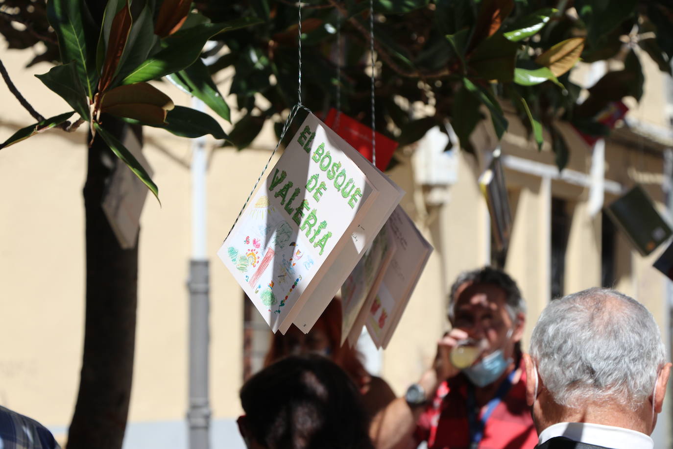 La iniciativa busca fomentar la lectura en papel. 