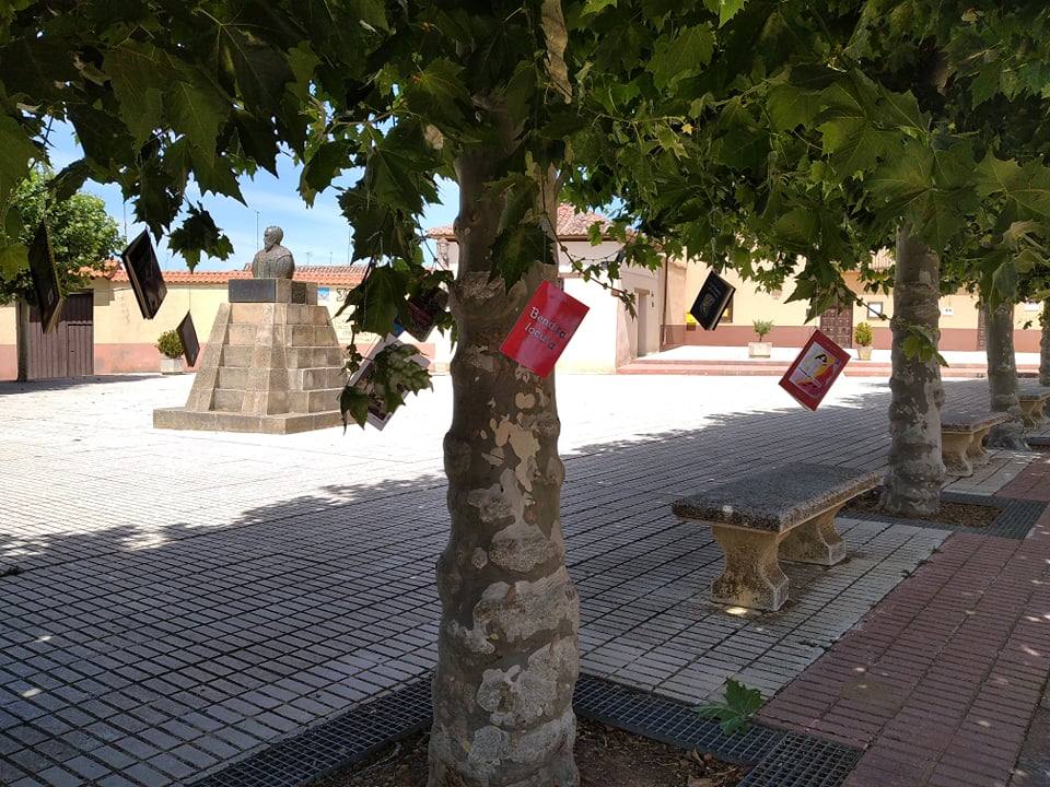 Los libros florecen en el Musac. 