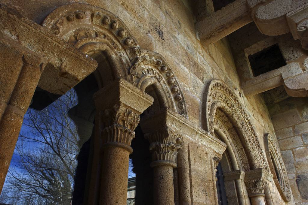 El Consorcio Provincial de Turismo y Leonoticias realizan un recorrido por tierras bercianas para conocer Las Médulas, el monasterio de Carracedo y Villafranca del Bierzo