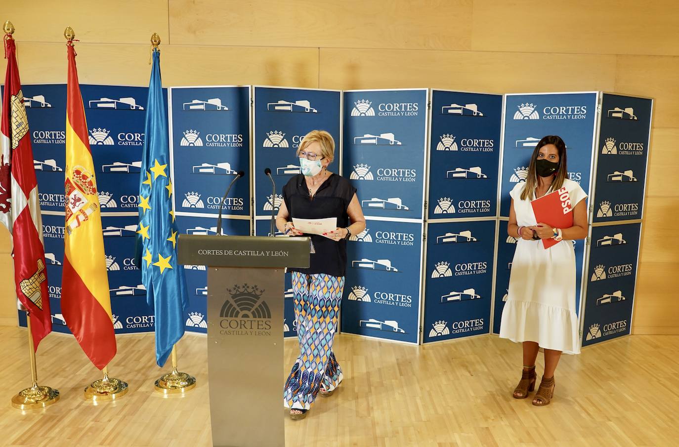 Fotos: El PSOE analiza el primer año de Gobierno de la Junta en materia de Servicios Sociales