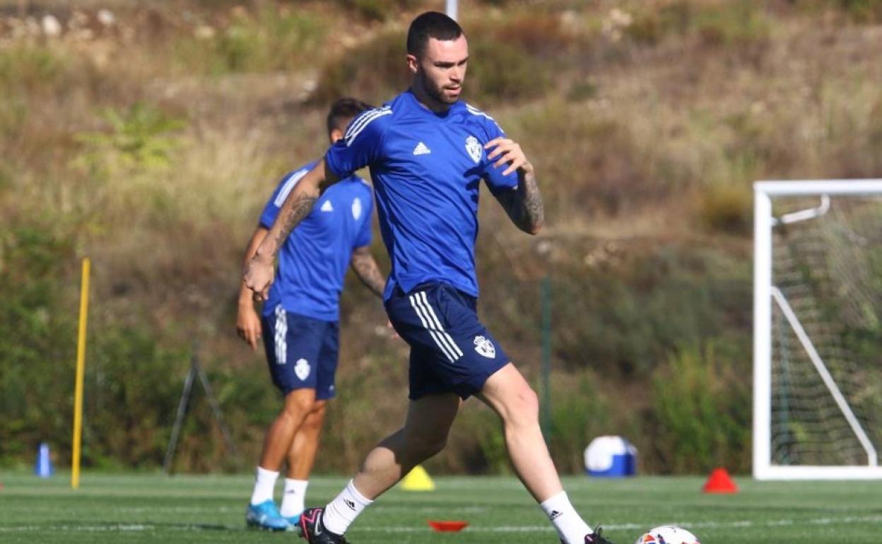 Manu Hernando, en un entrenamiento con la Deportiva.