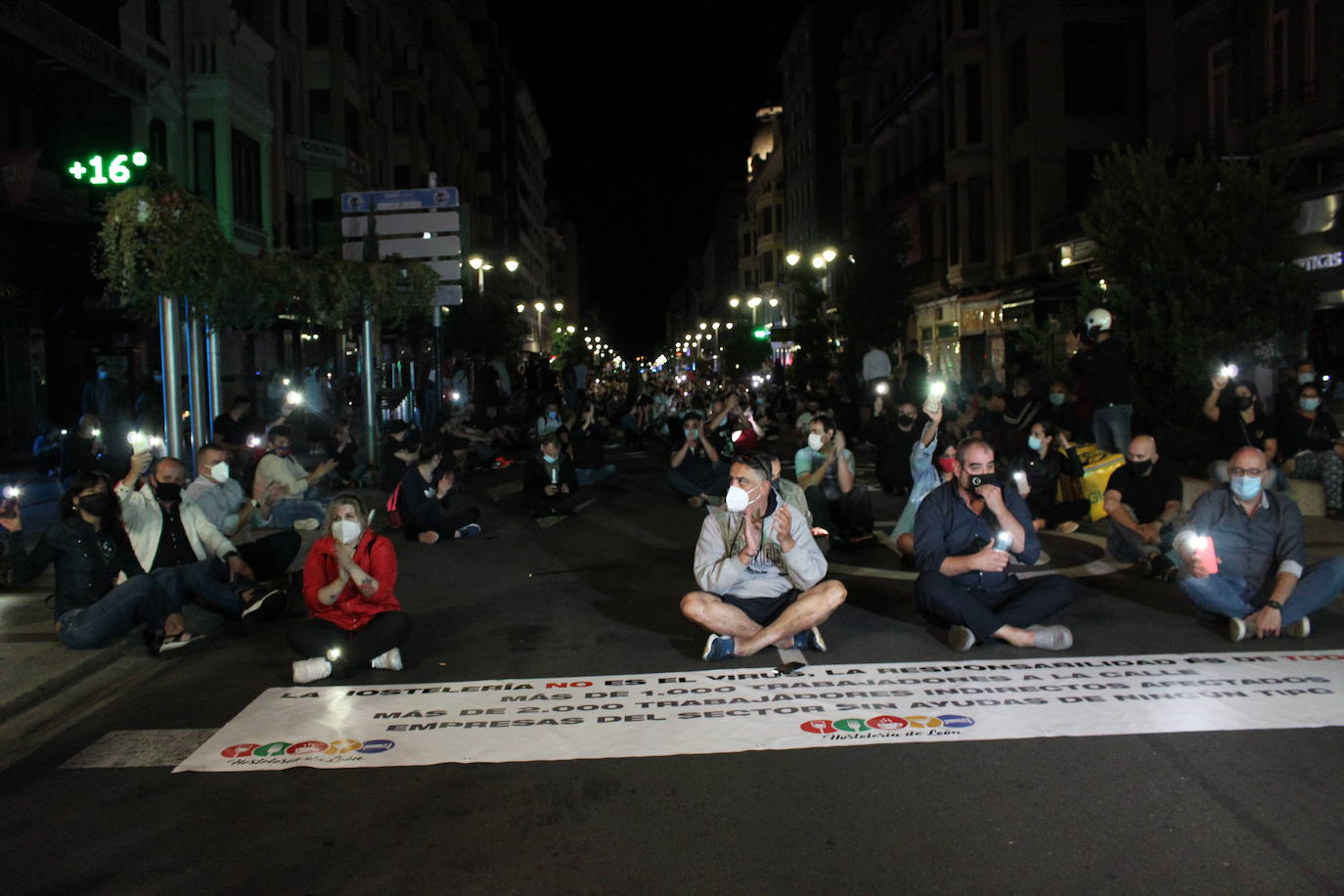 Fotos: La hostelería leonesa sale a la calle