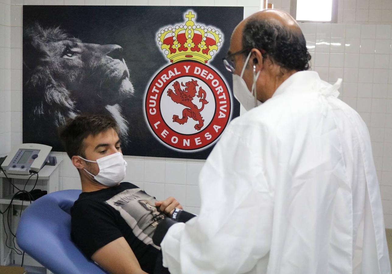 La plantilla de la Cultu se somete a las pruebas médicas. 