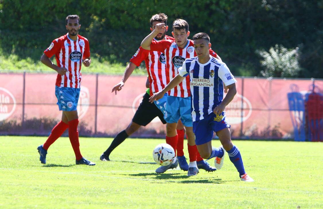 Fotos: Primer amistoso de pretemporada de la Deportiva