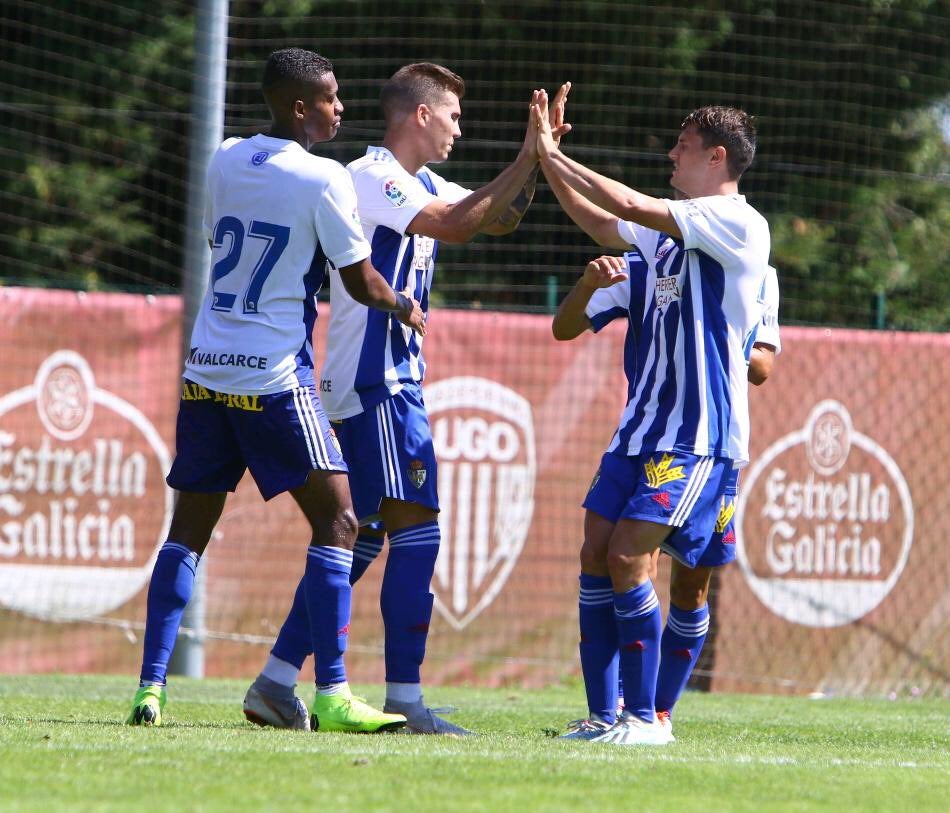 Fotos: Primer amistoso de pretemporada de la Deportiva