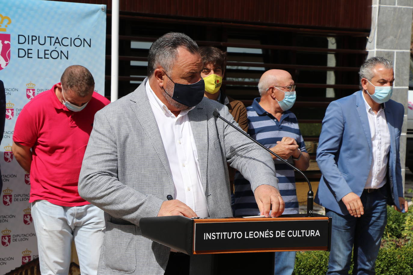 Inauguración de la V Edición de 'Valporquero, arte y naturaleza'