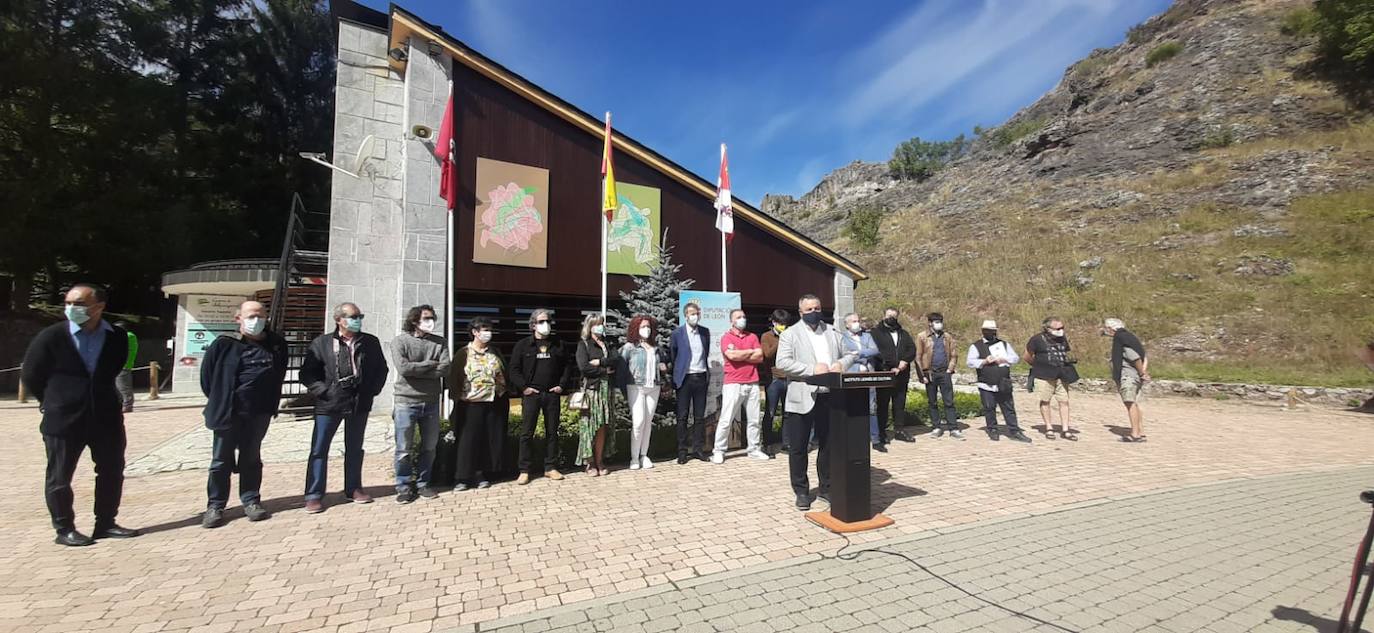 Inauguración de la V Edición de 'Valporquero, arte y naturaleza'