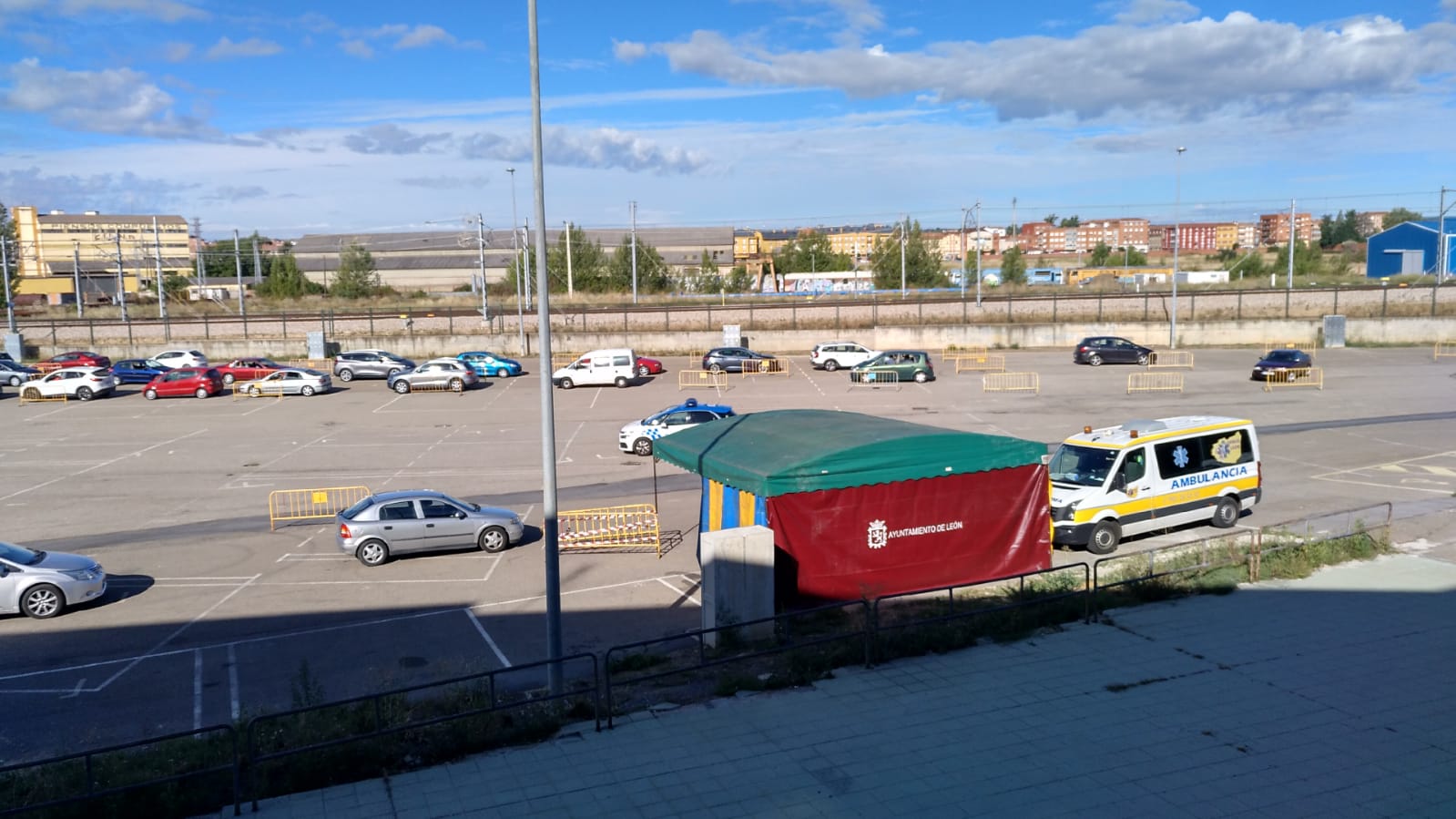 El parking de Clarés acoge desde este martes a los pacientes que requieran pruebas de detección del coronavirus.