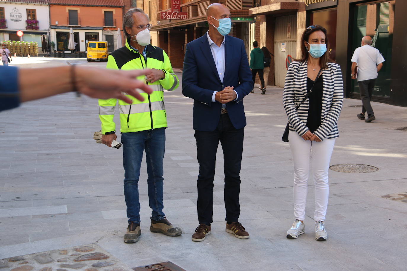 El alcalde de León visita las actuaciones en Arco de Ánimas y Legio VII.