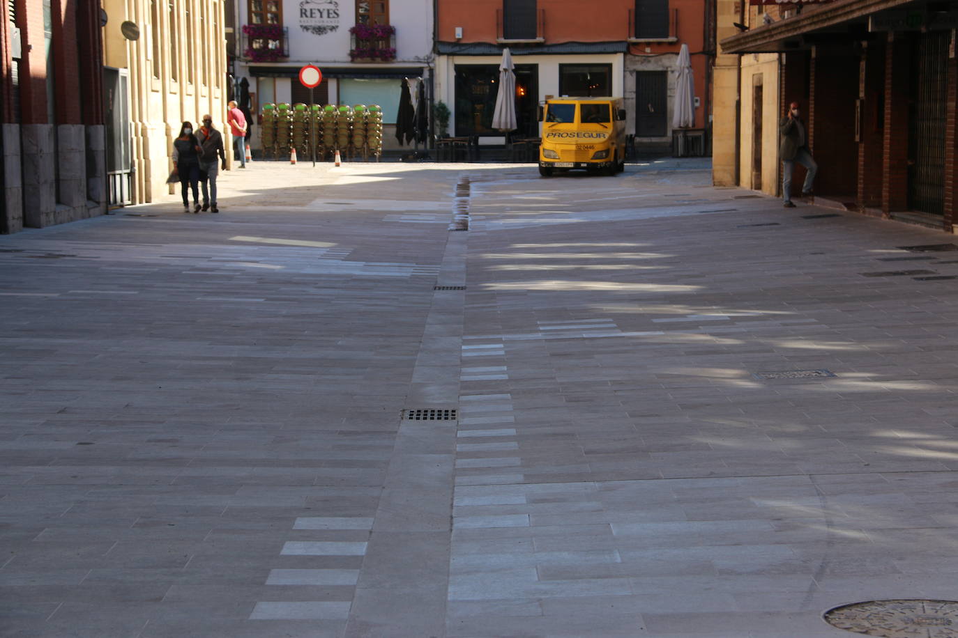 El alcalde de León visita las actuaciones en Arco de Ánimas y Legio VII.