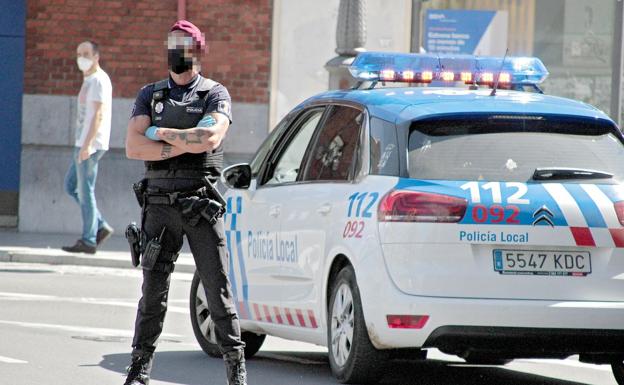 Ingresa en prisión el primer detenido por la brutal agresión a los dos policías locales