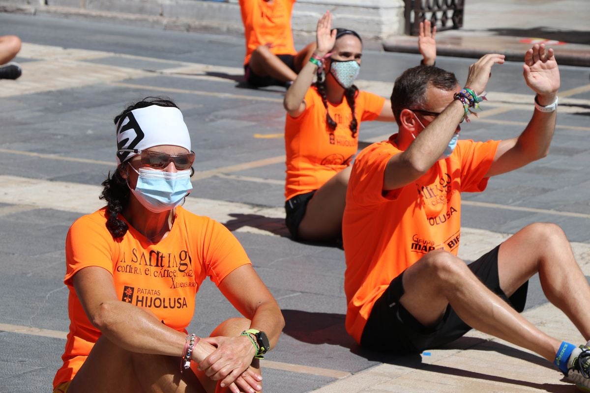 La carrera A Santiago Contra el Cáncer ha llegado este domingo a su destino, este año, sin salir de León.